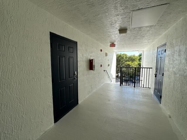 110 Villa Circle 110, Boynton Beach, FL 33435