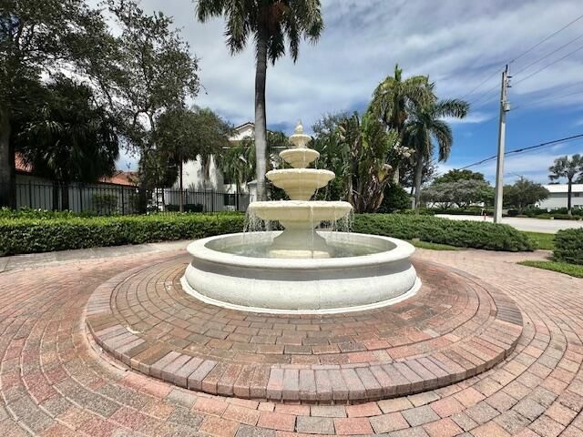 110 Villa Circle 110, Boynton Beach, FL 33435