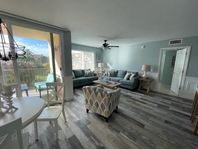 110 Villa Circle 110, Boynton Beach, FL 33435