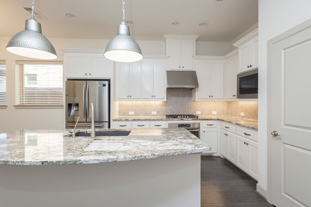 6337 Saddlebrook, Irving, TX 75039