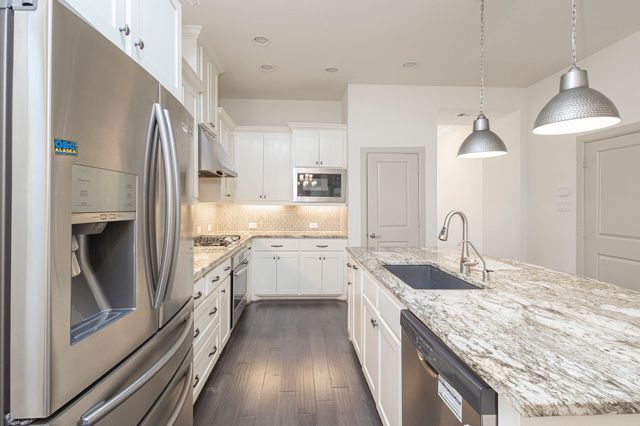 6337 Saddlebrook, Irving, TX 75039