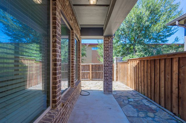 6337 Saddlebrook, Irving, TX 75039