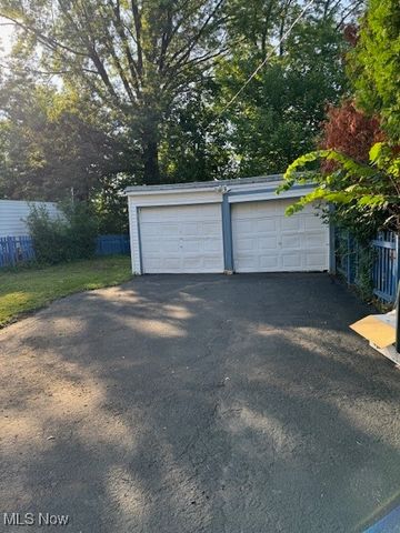 3923 Orchard Road, Cleveland Heights, OH 44121