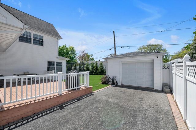 418 Parker Avenue, Levittown, NY 11756