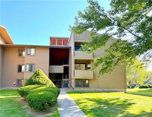 141 Watertree Drive, Dewitt, NY 13057