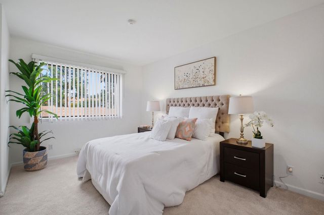 165 Aurora Plz, Union City, CA 94587