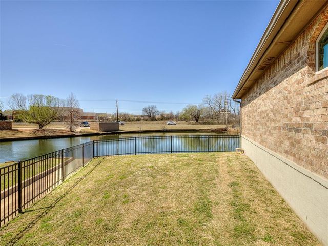 1404 Katelyn Court, Yukon, OK 73099