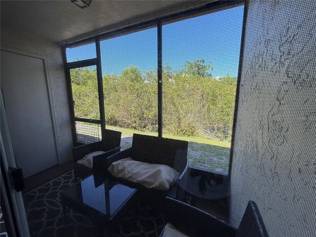 621 99TH AVENUE N 102, St Petersburg, FL 33702