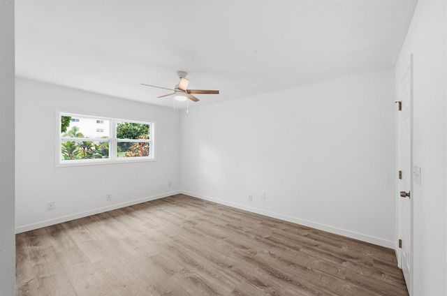 330 NE 26th Avenue 112, Boynton Beach, FL 33435