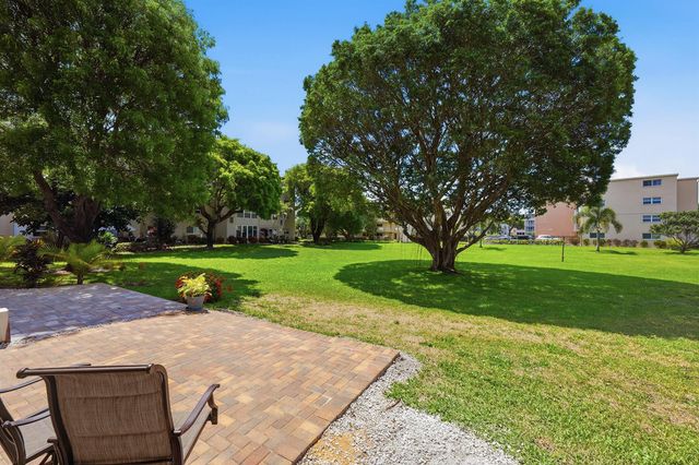 330 NE 26th Avenue 112, Boynton Beach, FL 33435