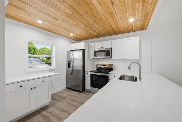 330 NE 26th Avenue 112, Boynton Beach, FL 33435