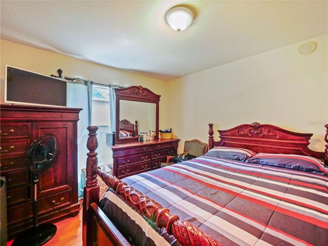 4856 ROBBINS AVENUE, Orlando, FL 32808