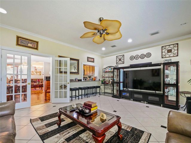 4856 ROBBINS AVENUE, Orlando, FL 32808