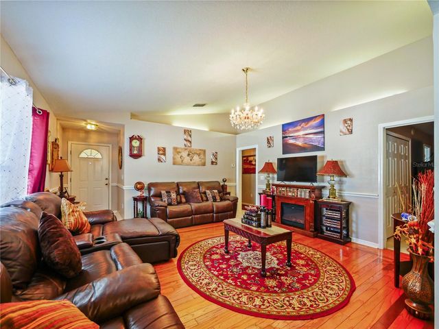 4856 ROBBINS AVENUE, Orlando, FL 32808