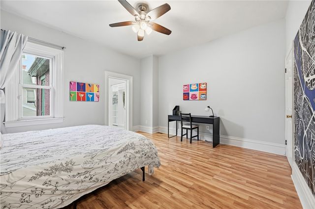 2120 Sidney St, South Side, PA 15203