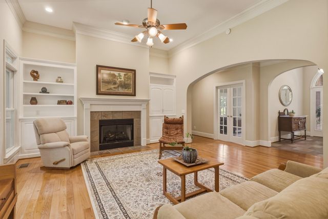 9542 Legacy Oaks Drive, Ooltewah, TN 37363