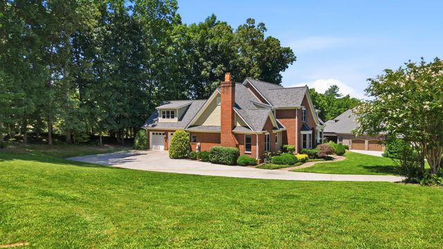 9542 Legacy Oaks Drive, Ooltewah, TN 37363