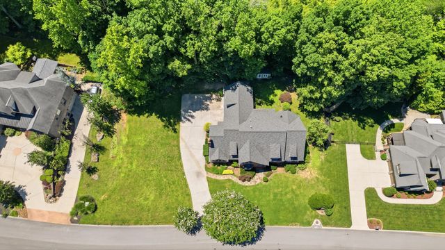 9542 Legacy Oaks Drive, Ooltewah, TN 37363