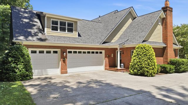 9542 Legacy Oaks Drive, Ooltewah, TN 37363