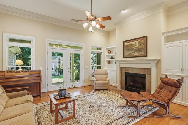 9542 Legacy Oaks Drive, Ooltewah, TN 37363