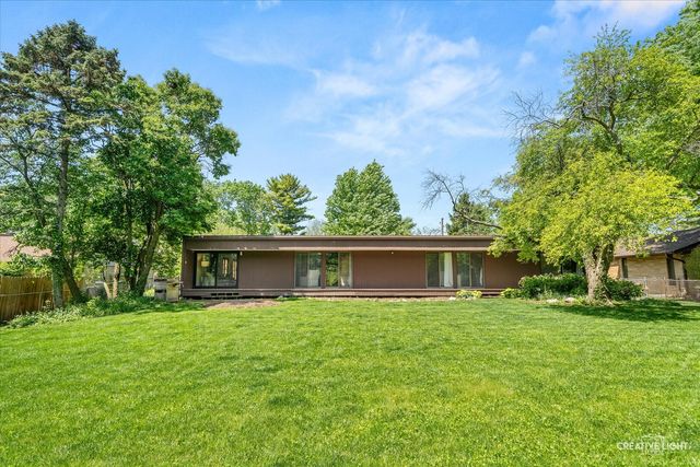 426 N Kingsway Drive, Aurora, IL 60506