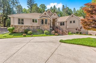 13712 Altair Dr, Nevada City, CA 95959