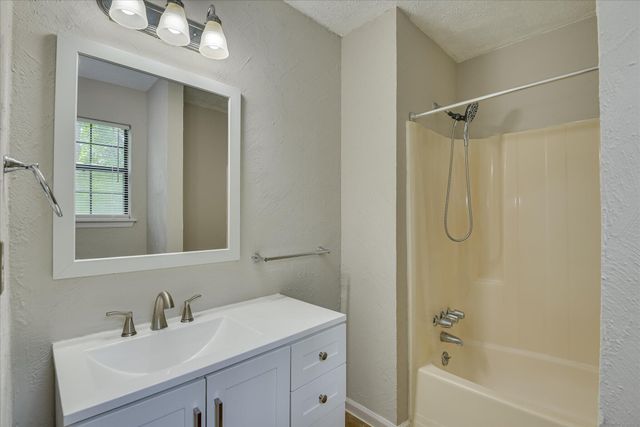 216 Dry Creek Road, Evans, GA 30809