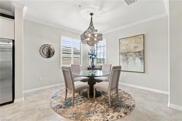 2387 Anguilla DR 202, Naples, FL 34120