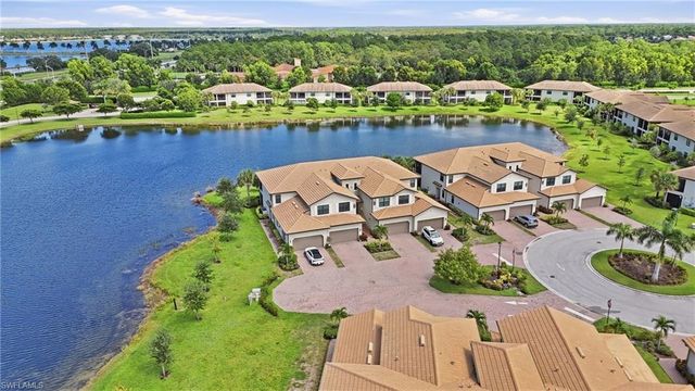 2387 Anguilla DR 202, Naples, FL 34120