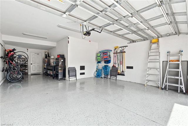 2387 Anguilla DR 202, Naples, FL 34120