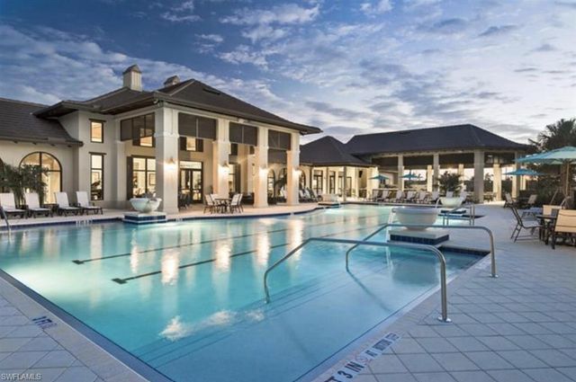 2387 Anguilla DR 202, Naples, FL 34120