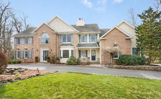 7 Tamari Ct, Randolph Twp., NJ 07869