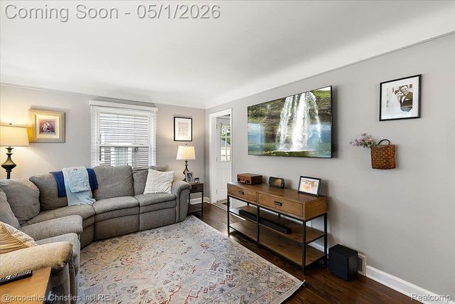 926 Catalpa Drive, Royal Oak, MI 48067