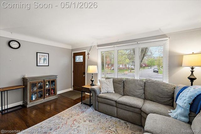 926 Catalpa Drive, Royal Oak, MI 48067