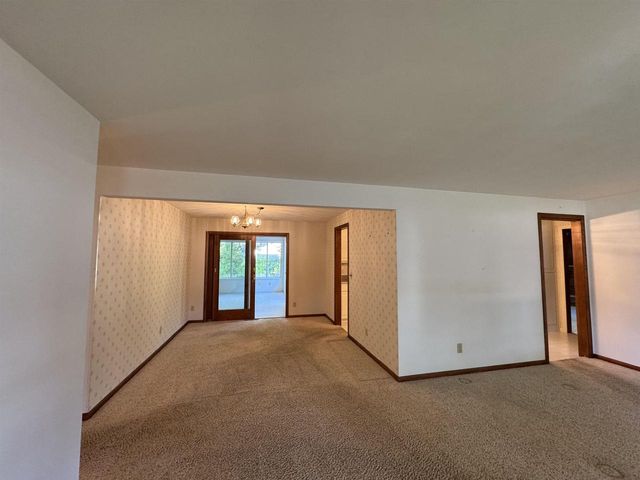 2503 E HARMON STREET, Appleton, WI 54915