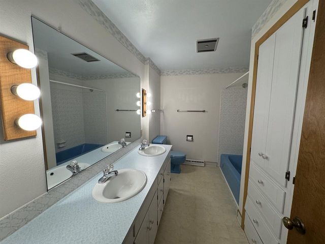 2503 E HARMON STREET, Appleton, WI 54915