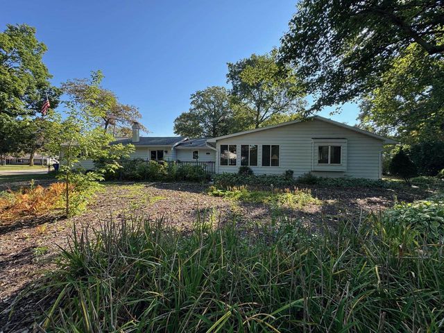 2503 E HARMON STREET, Appleton, WI 54915
