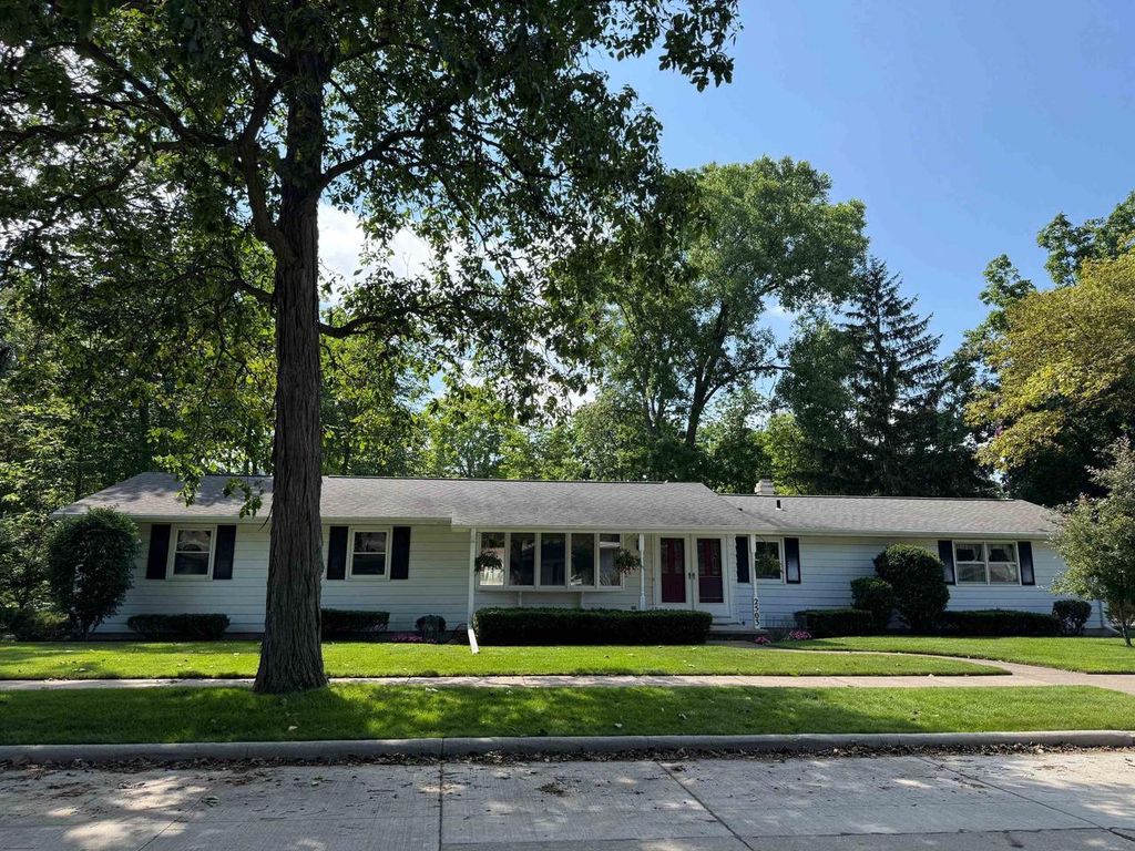 2503 E HARMON STREET, Appleton, WI 54915