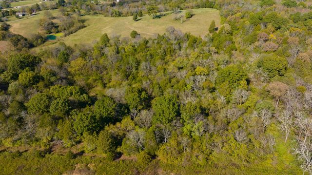 2045 Liberty Ln, Gallatin, TN 37066