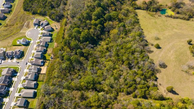 2045 Liberty Ln, Gallatin, TN 37066