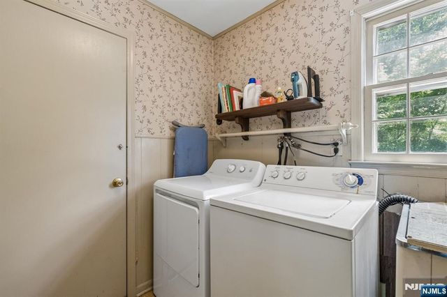 7 Timber Drive, North Caldwell, NJ 07006