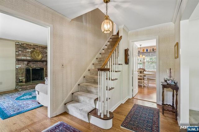 7 Timber Drive, North Caldwell, NJ 07006
