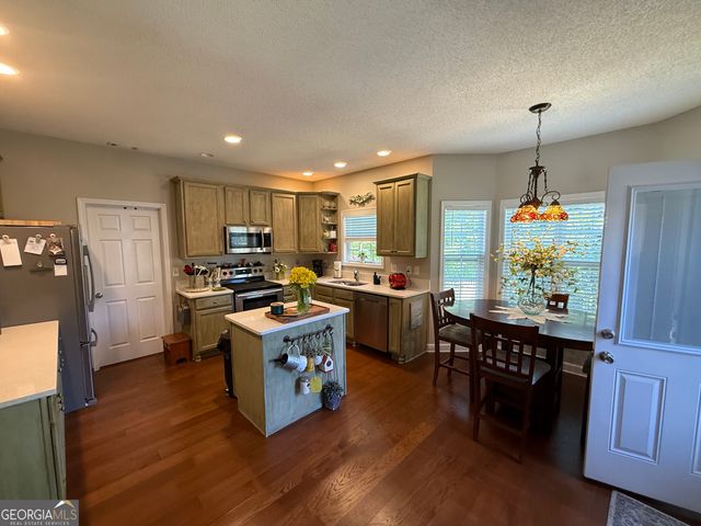 14 Camden Village Drive, Newnan, GA 30265