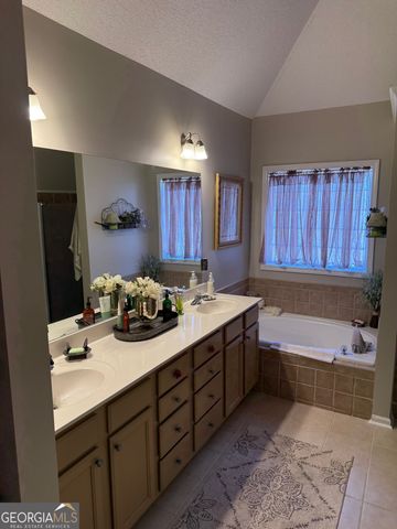 14 Camden Village Drive, Newnan, GA 30265