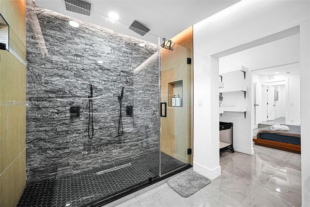 112 NW 53rd Street 112, Miami, FL 33127