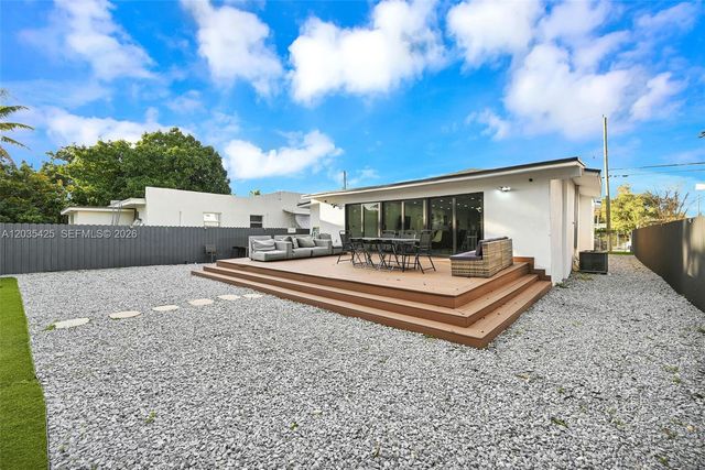 112 NW 53rd Street 112, Miami, FL 33127