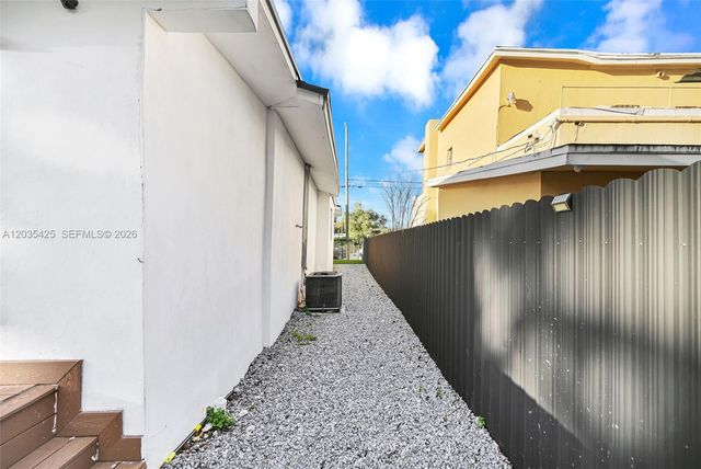 112 NW 53rd Street 112, Miami, FL 33127