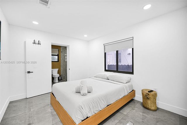 112 NW 53rd Street 112, Miami, FL 33127