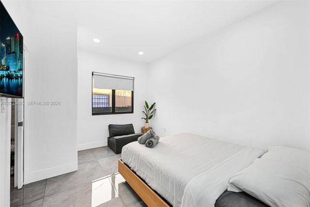 112 NW 53rd Street 112, Miami, FL 33127