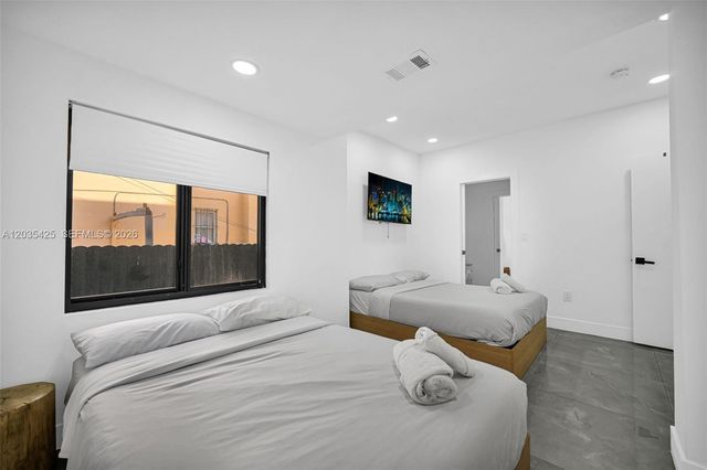112 NW 53rd Street 112, Miami, FL 33127